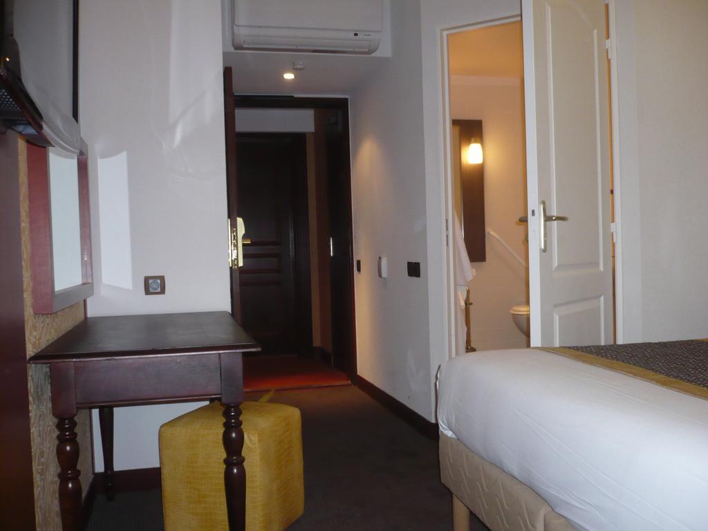 Hotel De France Montargis Exterior foto